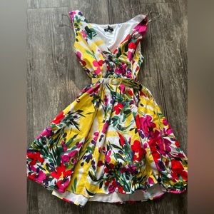 Floral dress size 14 - price reflects damage